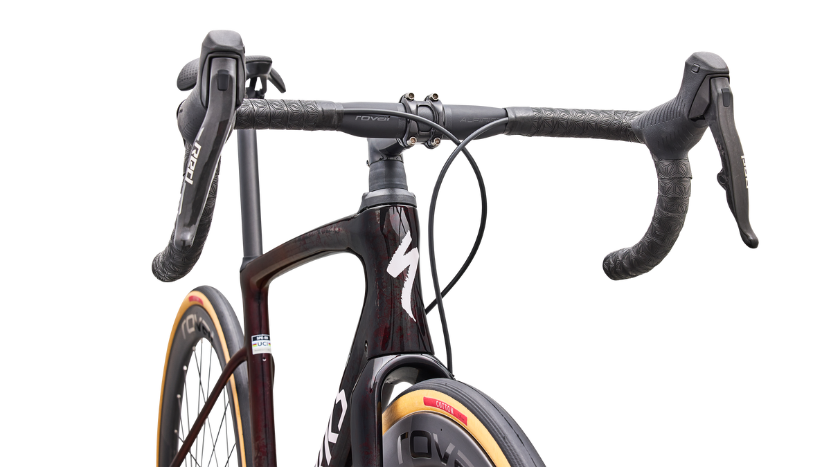 Specialized S-Works Roubaix SL8 - SRAM RED AXS - Gloss Carbon / Red Sky / Rose Shimmer